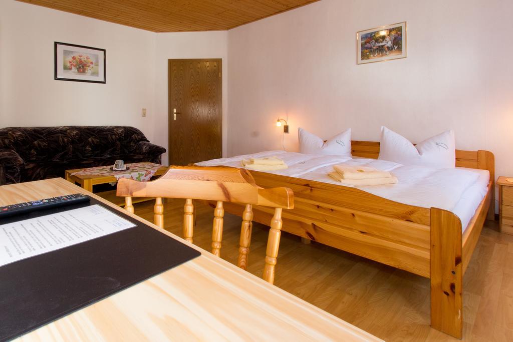 Pension Zum-Ratsherrn Friedrichroda Chambre photo